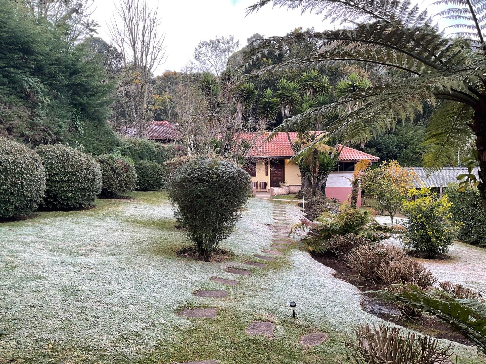 Chales Requinte Da Mantiqueira มงชิแวร์จิ ภายนอก รูปภาพ